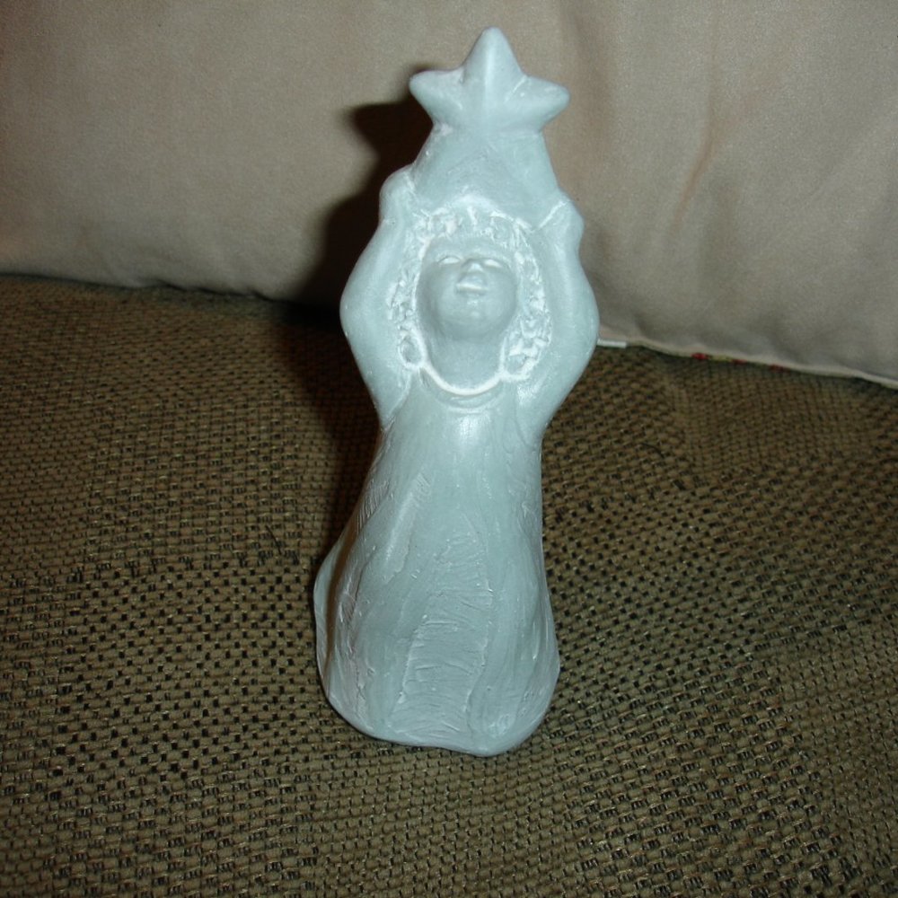 Isabel Bloom Angel - Angel Holding A Star - Decorative Angel - Signed 2004